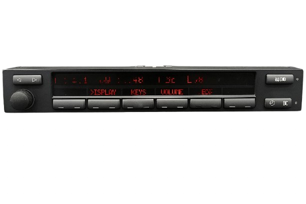 Diagnostyka i test radia BMW po naprawie w PartsLab