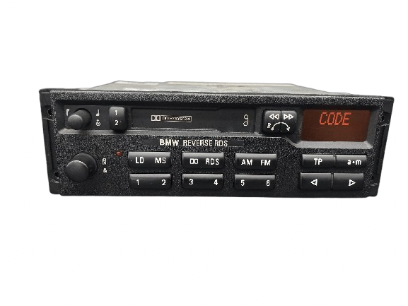 Naprawa radia i elektroniki audio w BMW E36